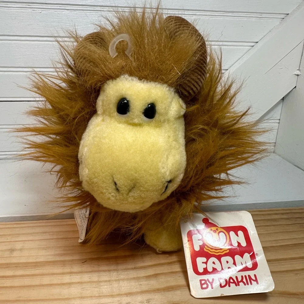 NWT Vintage 1980s‎ Dakin PLUSH YAK stuffed animal RETRO 